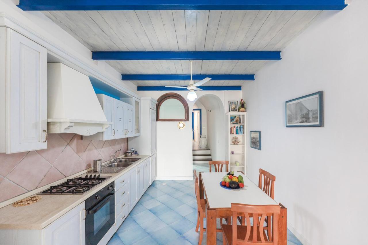 Casa Sottorar - Loft Open Space In Corricella Procida Exterior photo