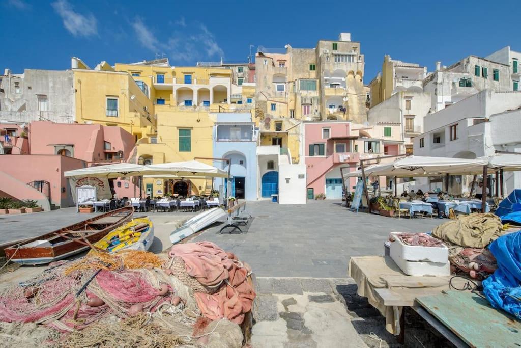 Casa Sottorar - Loft Open Space In Corricella Procida Exterior photo